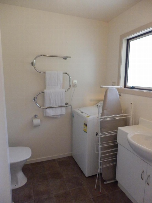 Wakatipu View Apartments image 11